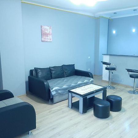 באטומי Apartment White Magnolia מראה חיצוני תמונה