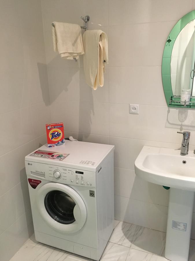 באטומי Apartment White Magnolia מראה חיצוני תמונה